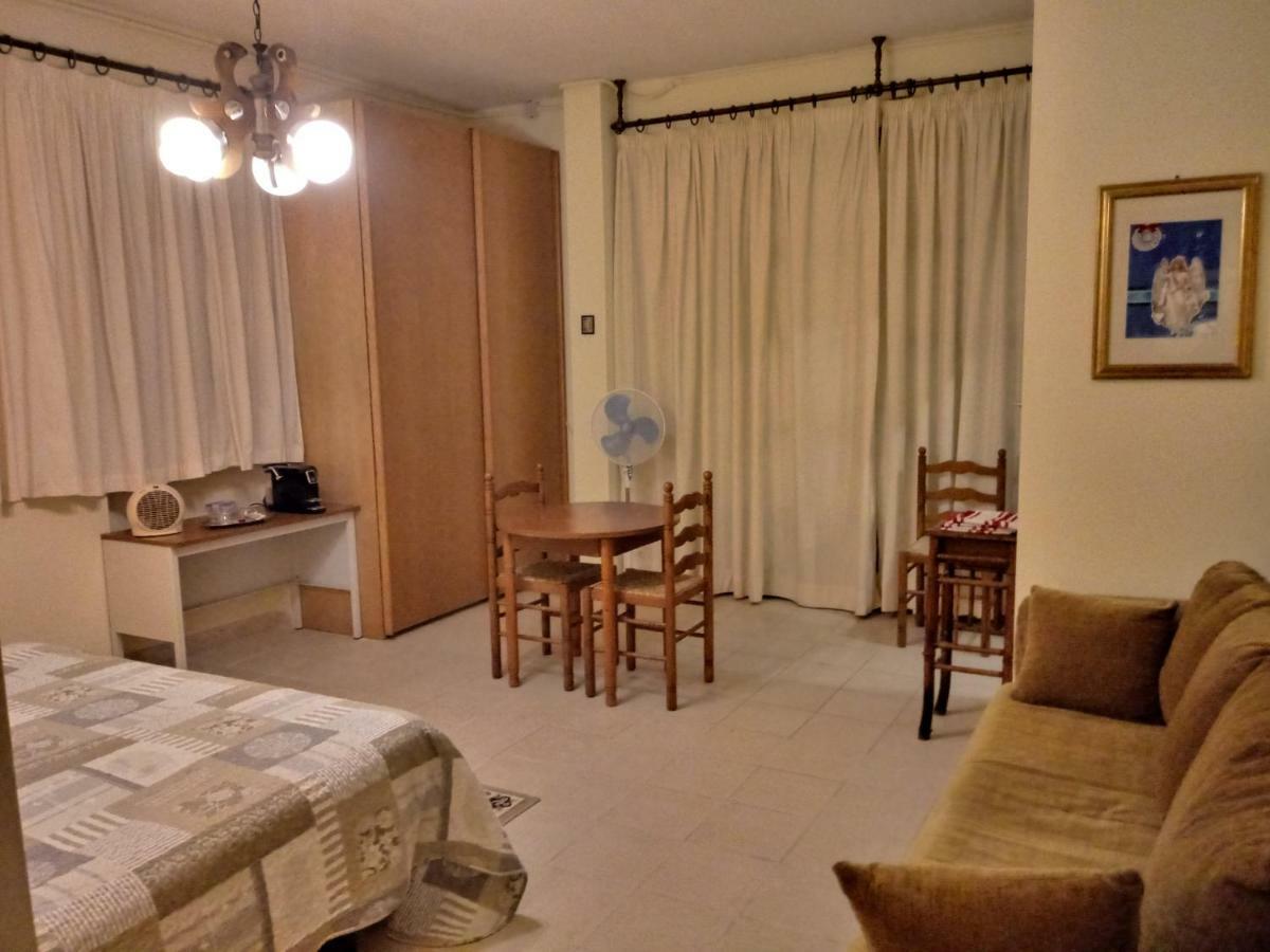 B&B Tio Pepe Roseto Degli Abruzzi Exterior foto